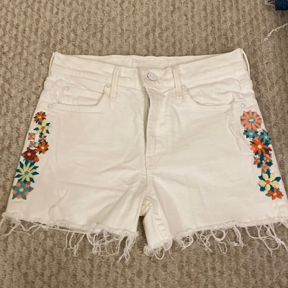 MOTHER White Jean Shorts with Multicolor Floral Embroidery